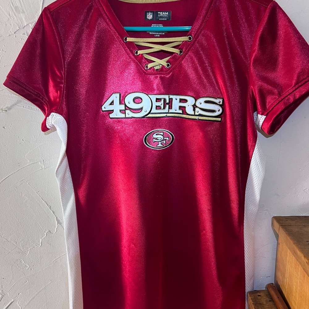 San Francisco 49ers Ladies Football Jersey; Size L, New; 20”x28”(Length)
